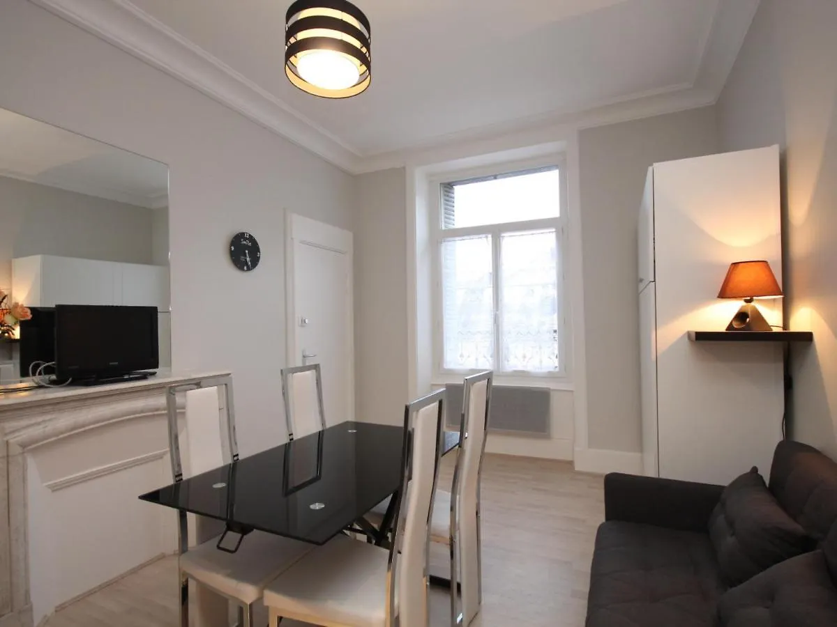 Studio Central Au Mont-Dore - Renove, Wifi, Proche Thermes Et Pistes - Fr-1-608-176 Apartment